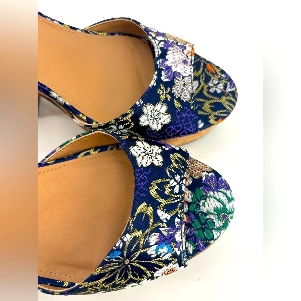Steve Madden embroidered floral satin cork ankle strap platform shoes 9 no box